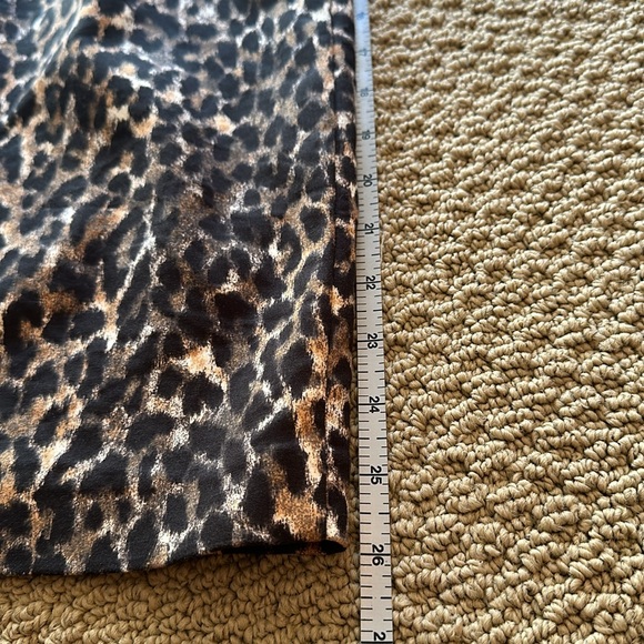 Loft Petite dress size 2P sleeveless leopard print - Picture 11 of 14